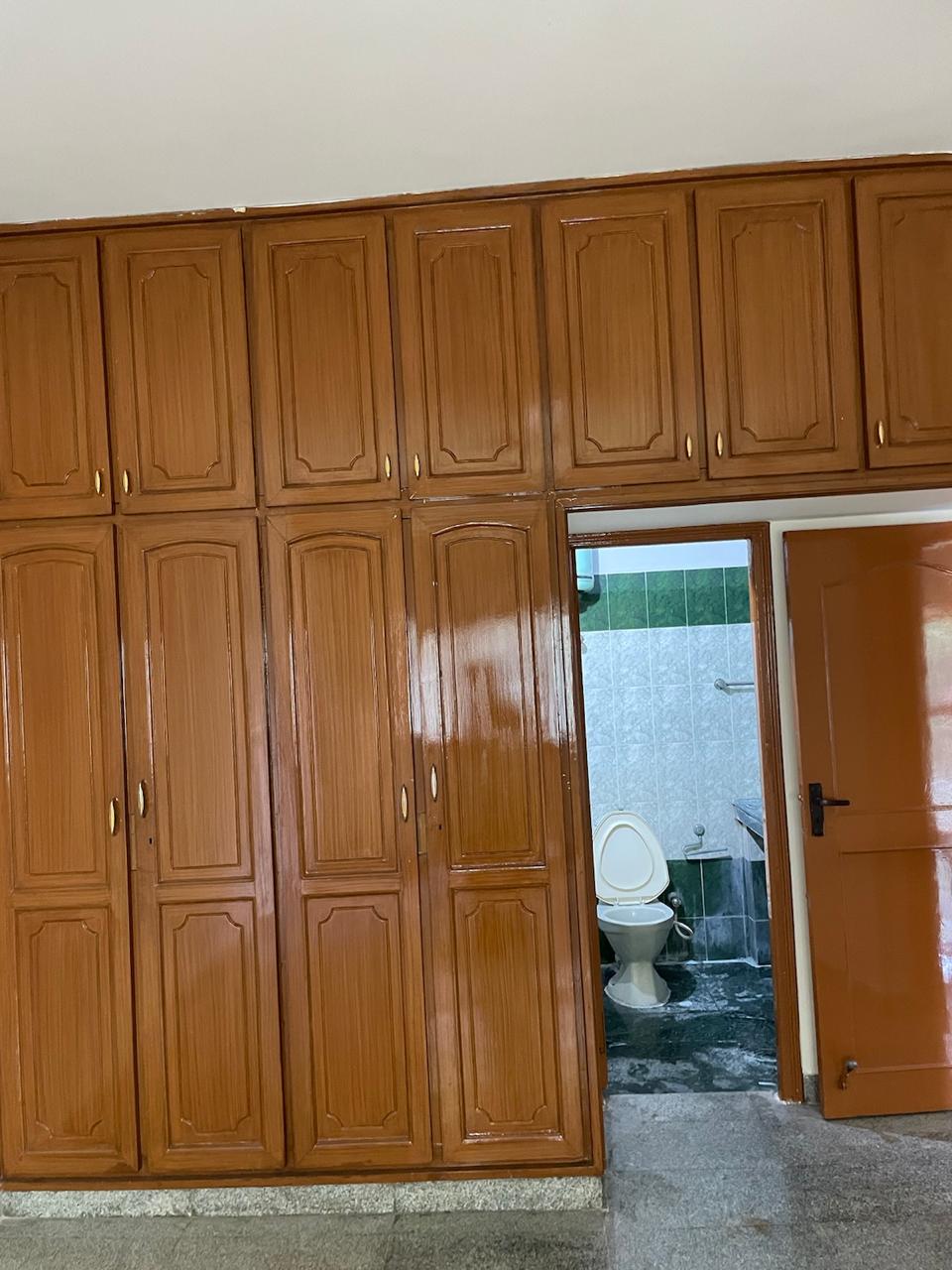 2 BHK Flat For sale in Ne