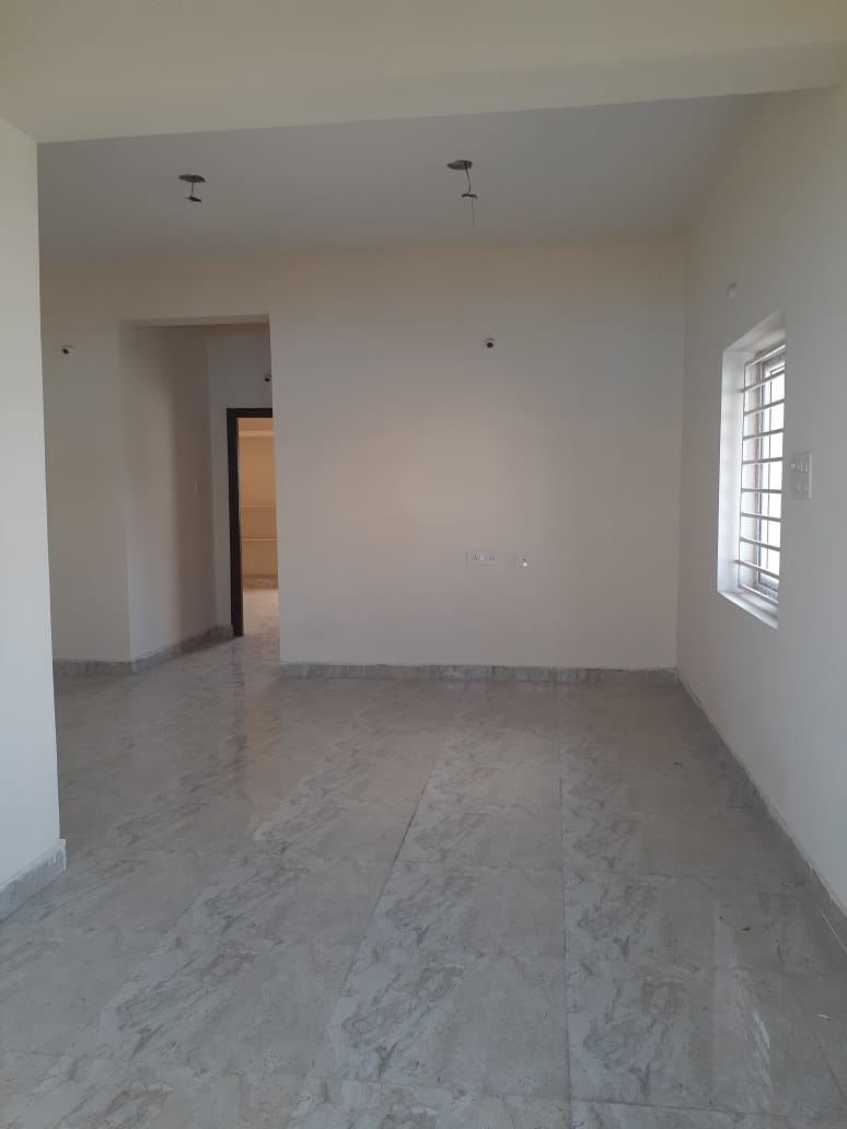 1 BHK  Flat For sale in W