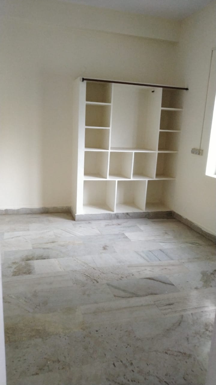 2 BHK  Flat For sale in M