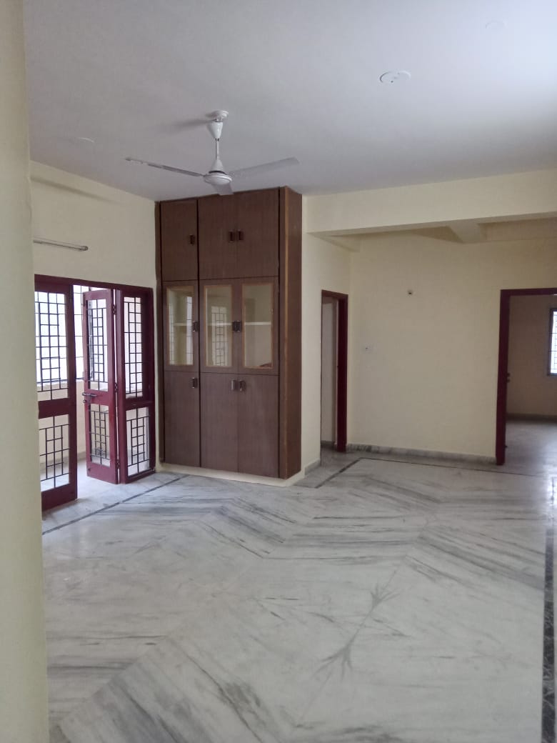 3 BHK Flat For sale in Ab