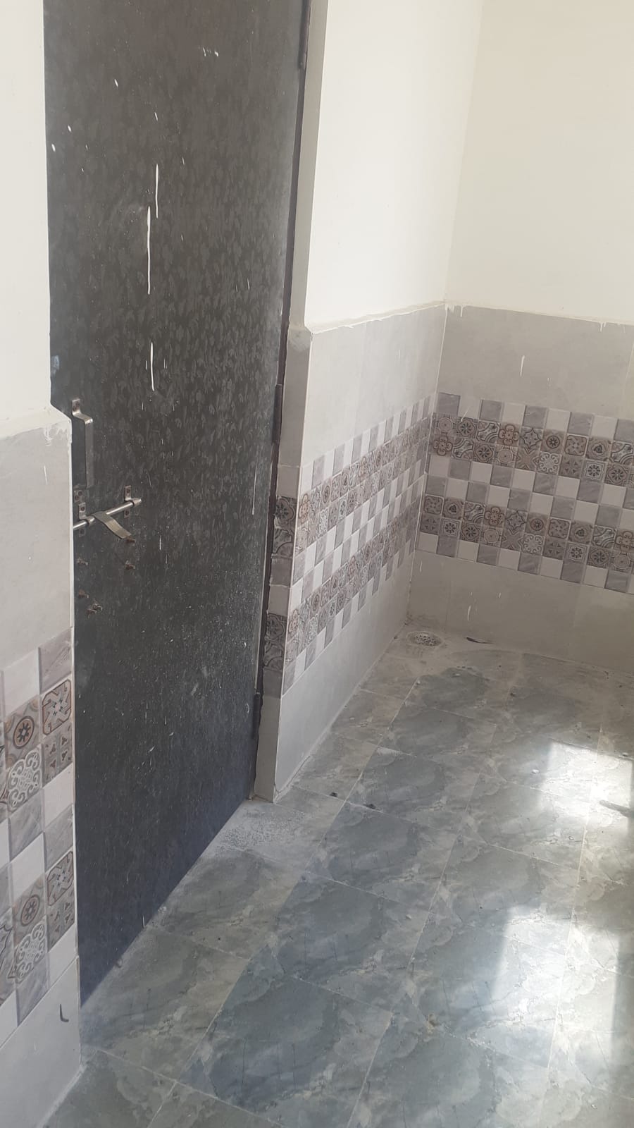 3 BHK Flat For sale in Al