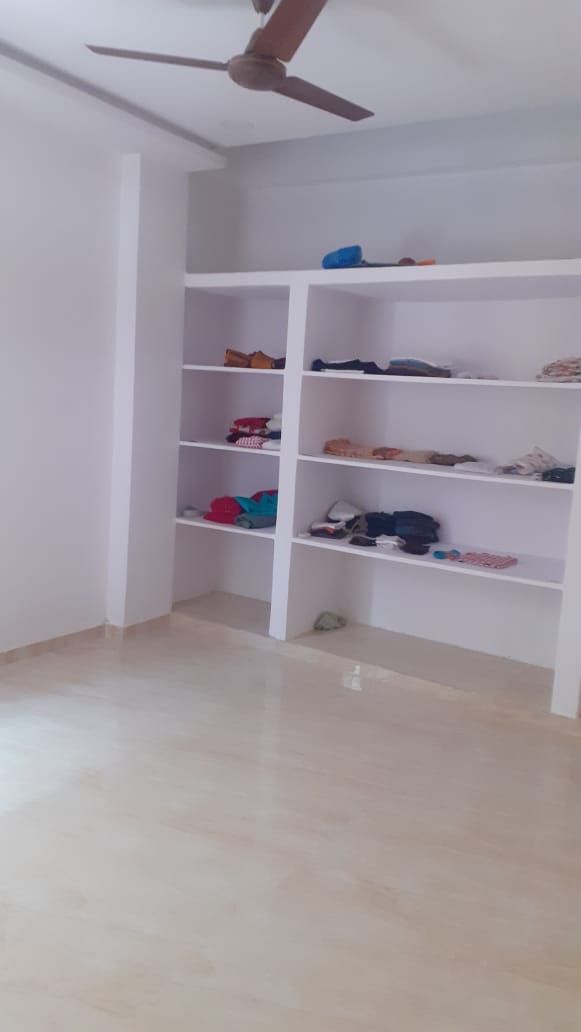 3 BHK Flat For sale in Al