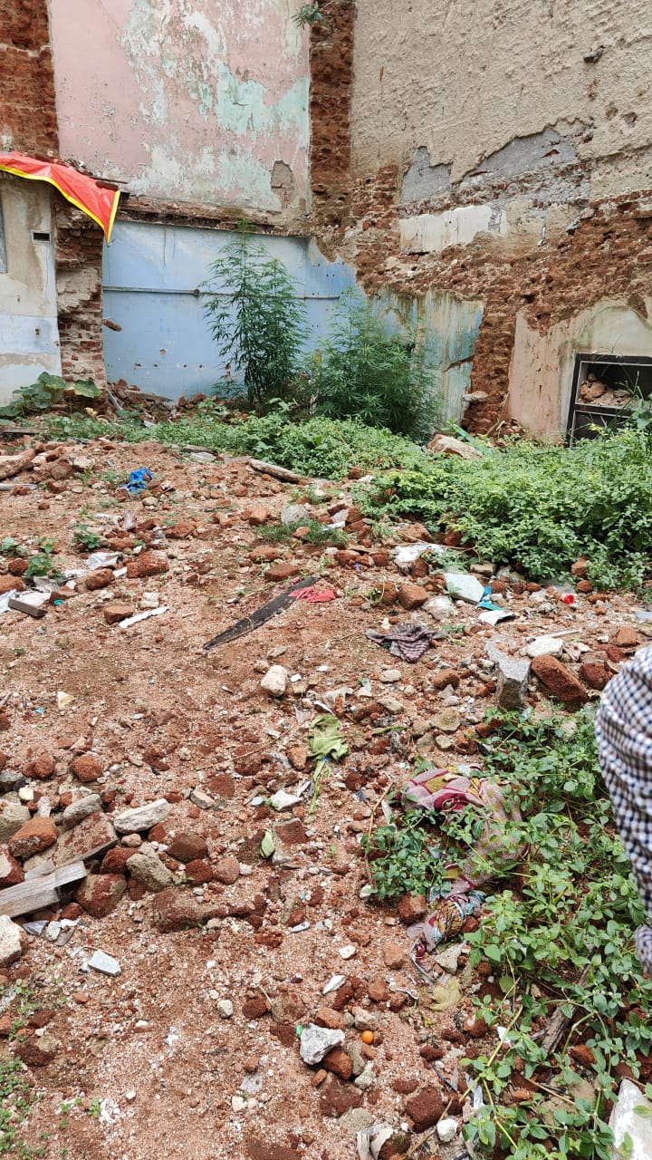 Open plot for sale in Che