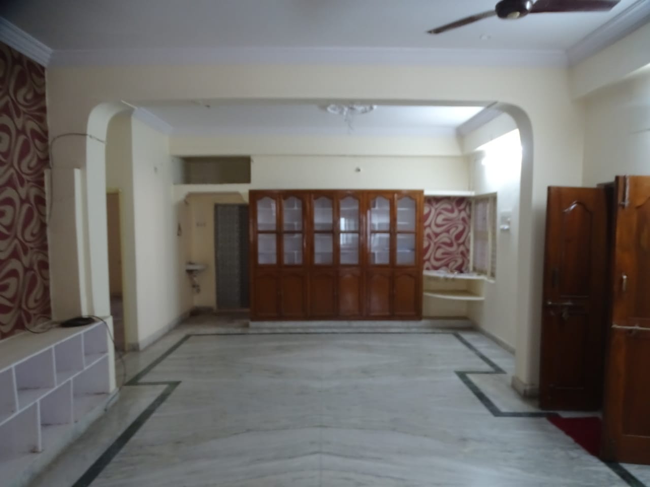 2 BHK Flat for sale in Me