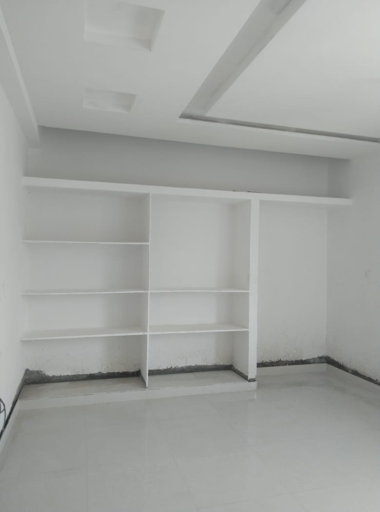 3 BHK Flat for sale in Su