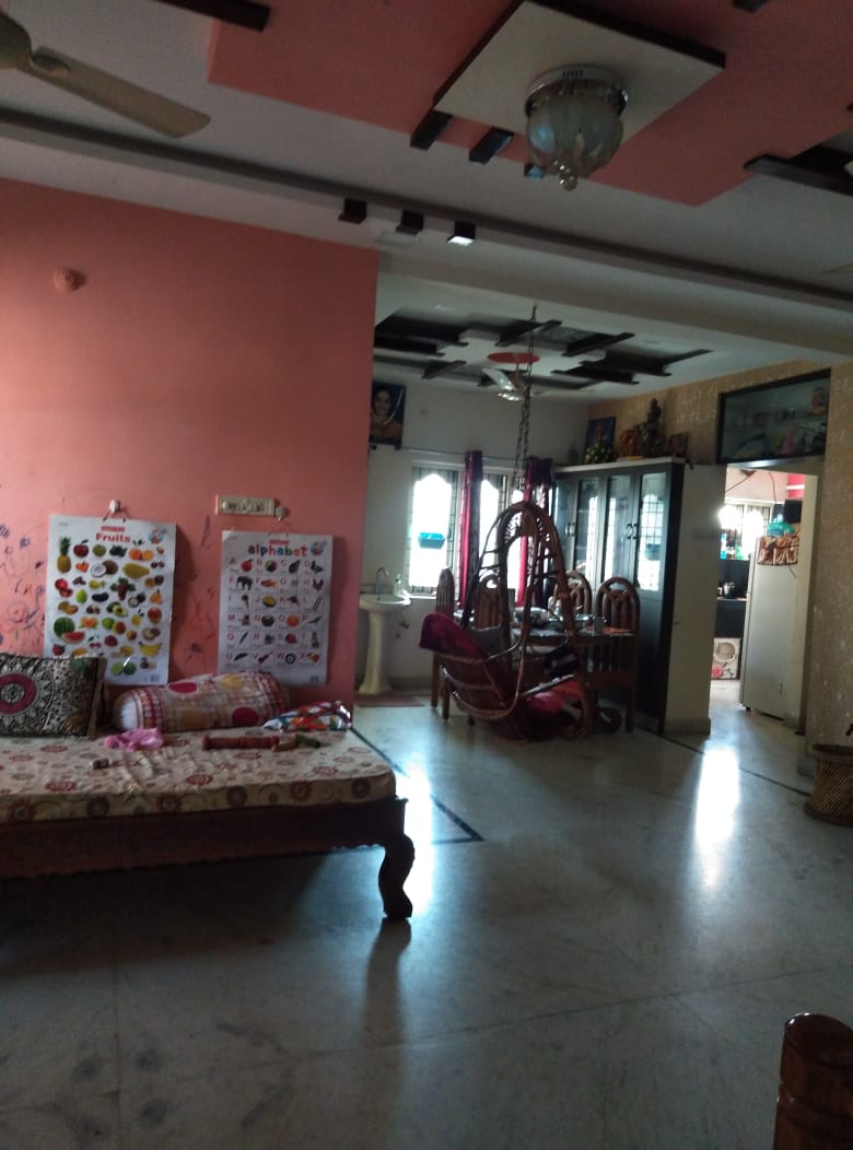 3 BHK Flat for sale in Hi