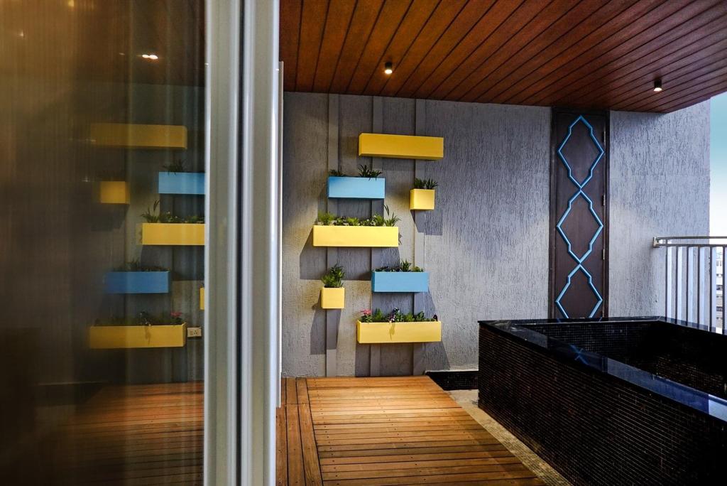 3 BHK Flat for sale in Ya