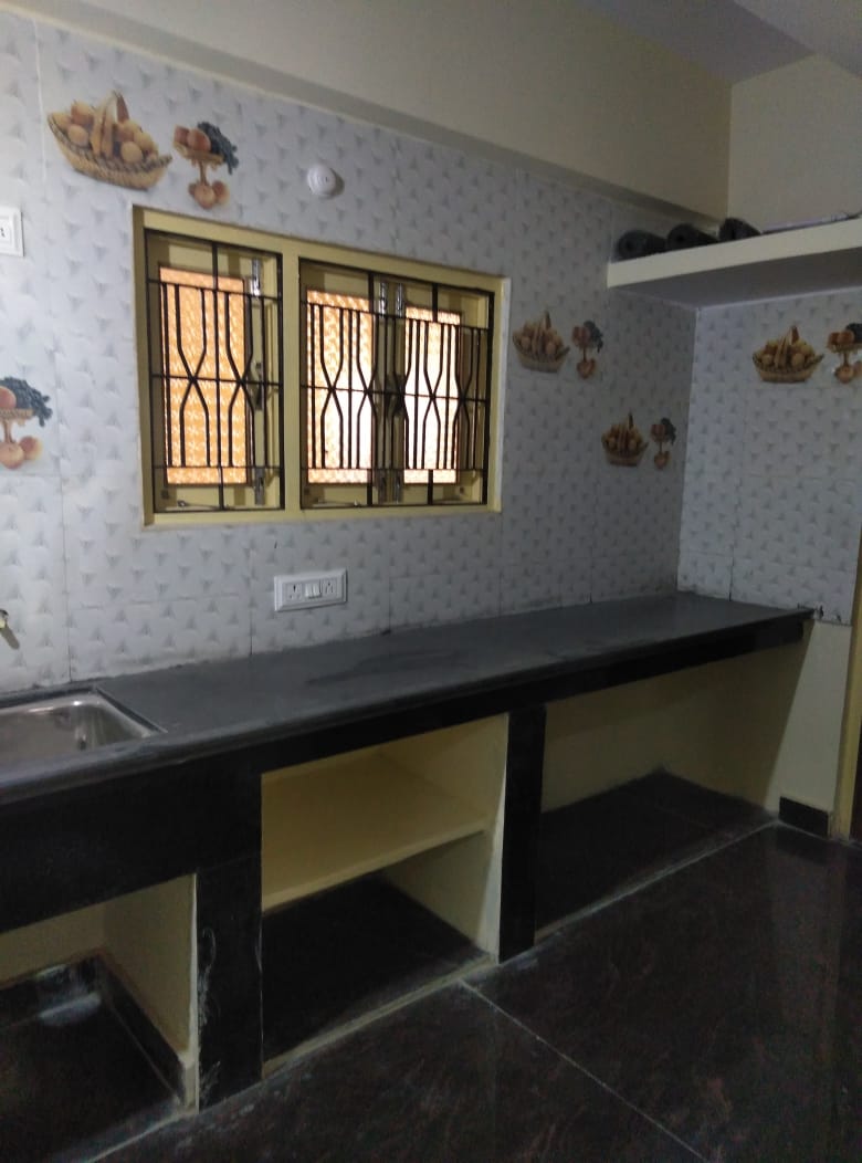 2 BHK Flat for sale in Ma